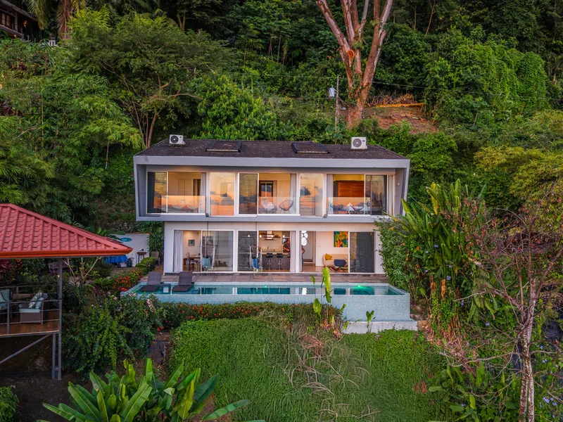3 Bed Single Family Homes For Sale in Dominical