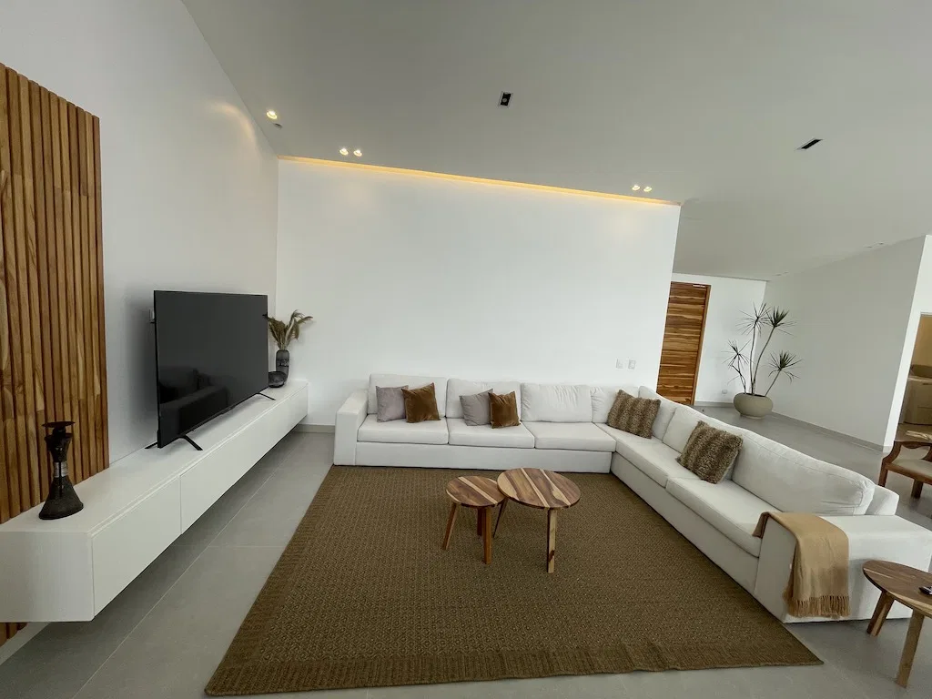 BRAND NEW 4 BEDROOM HOME WITH BEAUTIFUL OCEAN VIEWS MINUTES TO UVITA TOWN, photo 16