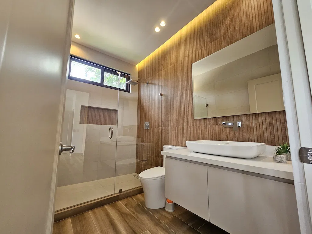 BRAND NEW 4 BEDROOM HOME WITH BEAUTIFUL OCEAN VIEWS MINUTES TO UVITA TOWN, photo 21