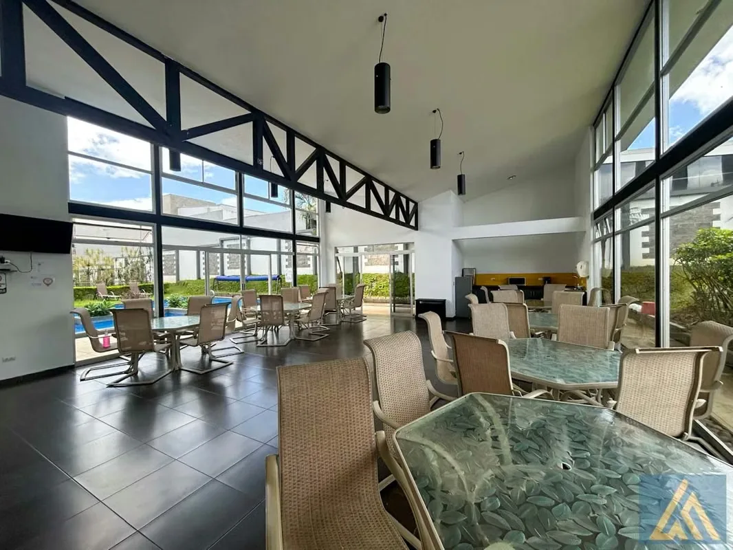 Lot for Sale in Rialto Condominium, photo 8