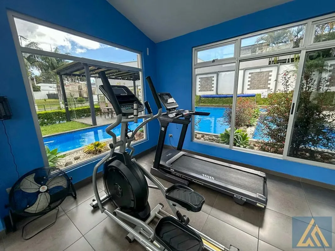 Lot for Sale in Rialto Condominium, photo 9