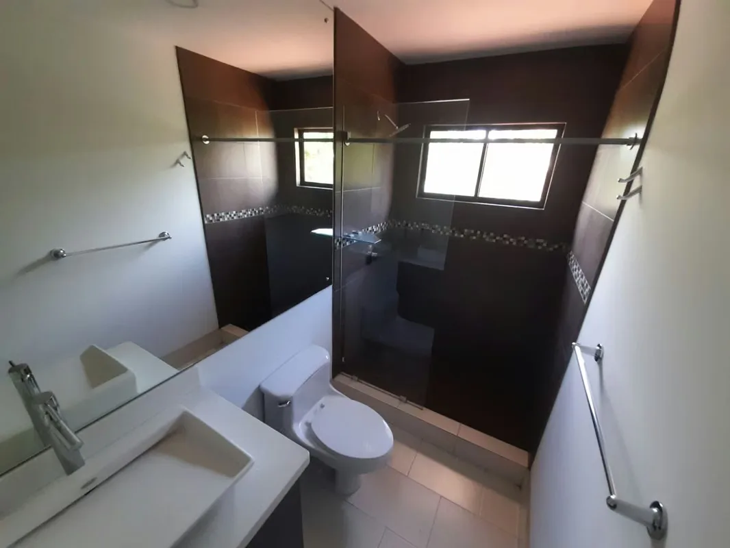 268 / Alquiler / Casa / Grande y lujosa / Condominio Exclusivo, photo 13
