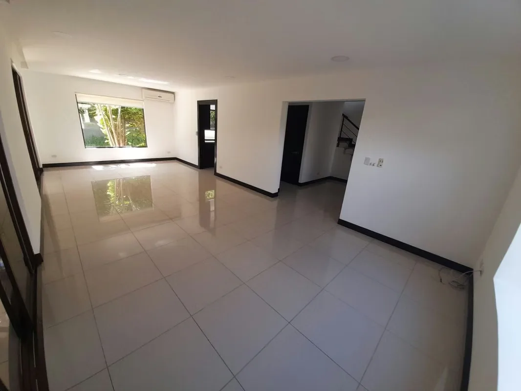 268 / Alquiler / Casa / Grande y lujosa / Condominio Exclusivo, photo 5