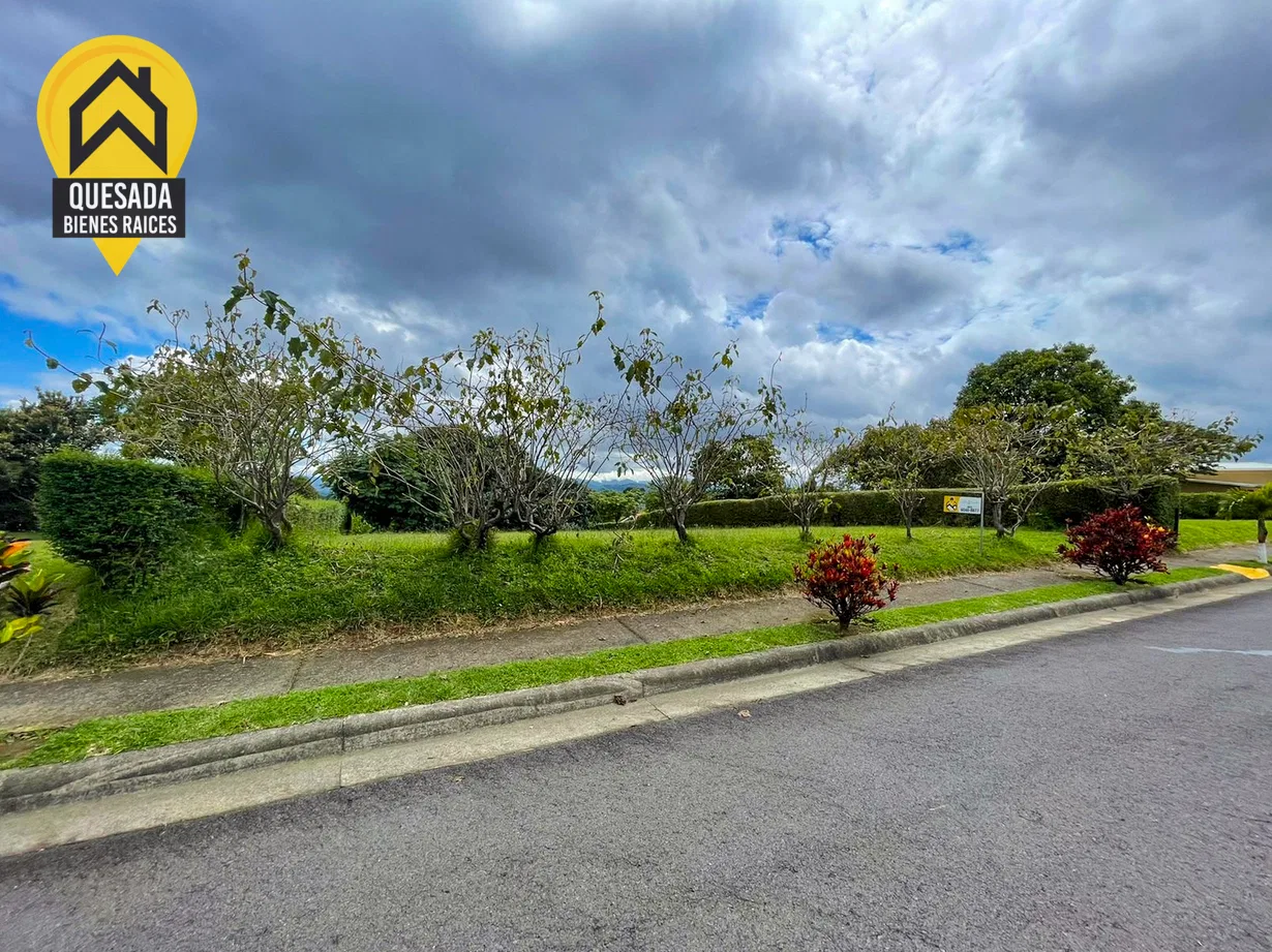 Lote en Condominio Senderos del Río