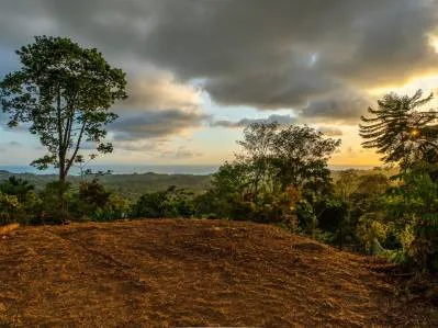 Ocean & Sunset View Lot for Sale in Ojochal, Costa Rica | 3,964 m² Ready-to-Build, photo 3