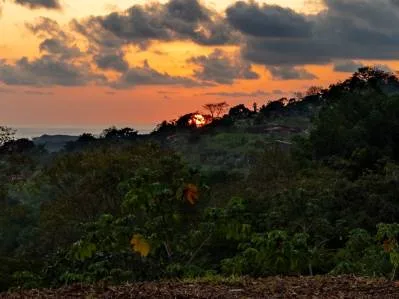 Ocean & Sunset View Lot for Sale in Ojochal, Costa Rica | 3,964 m² Ready-to-Build, photo 8