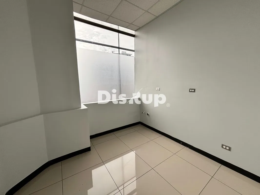 Modern 207 m² office for rent. Plaza San Pedro, Montes de Oca, photo 2