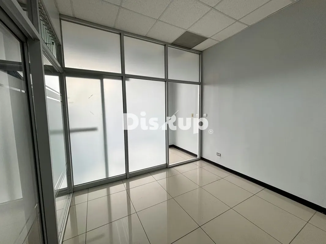 Modern 207 m² office for rent. Plaza San Pedro, Montes de Oca, photo 13