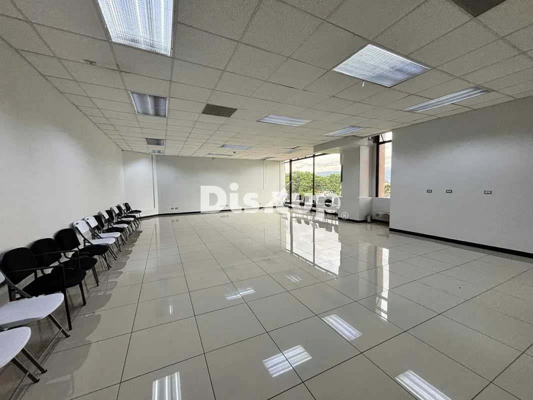 Modern 207 m² office for rent. Plaza San Pedro, Montes de Oca, photo 4