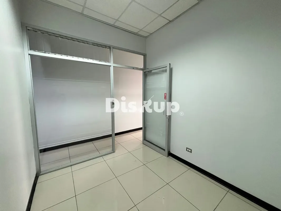 Modern 207 m² office for rent. Plaza San Pedro, Montes de Oca, photo 9