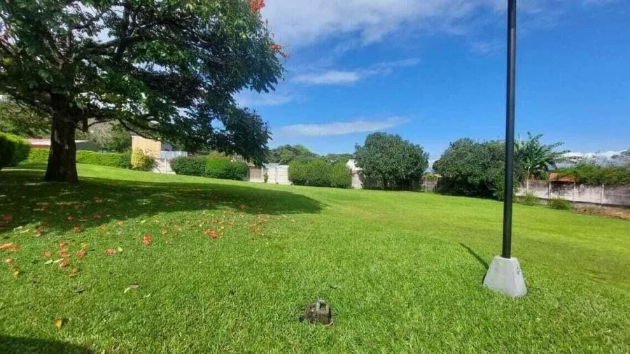 Lote Plano de 1,875 m² en Exclusiva Zona de Santa Ana #26-907 GS - Venta en Santa Ana