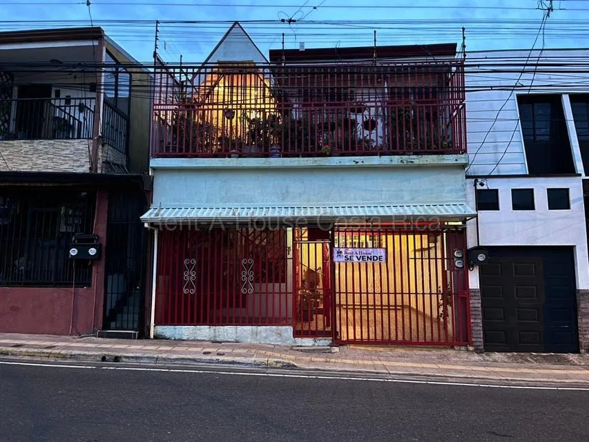 Venta de 2 Casas en San Pablo de Heredia. RAH 27-42 - Venta en San Pablo