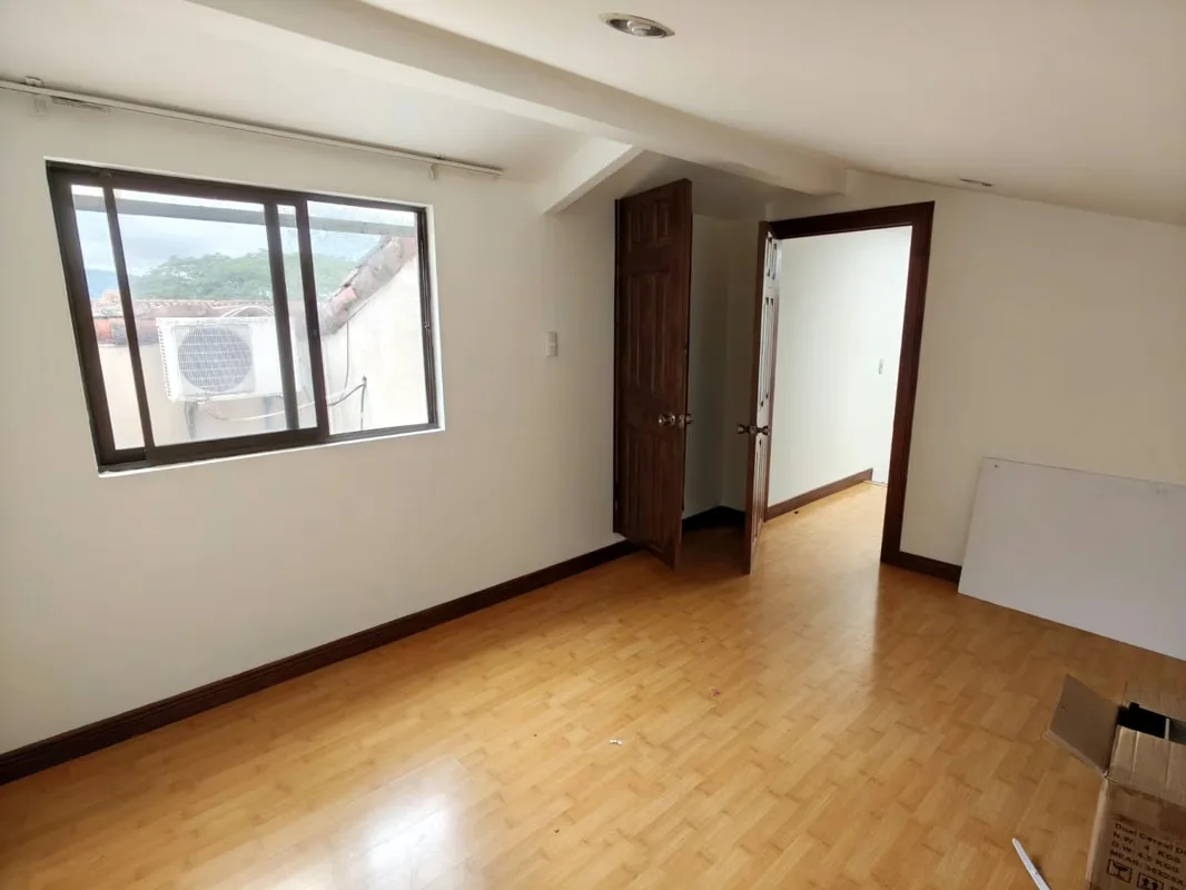 Esta hermosa casa ofrece espacios ideales para disfrutar en familia, con excelente distribución y áreas verdes., photo 14