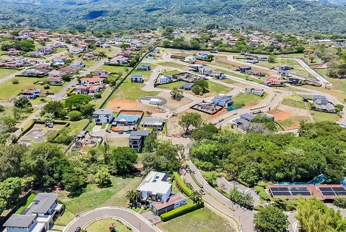 Lote en Condominio Hacienda Espavel, La Guácima