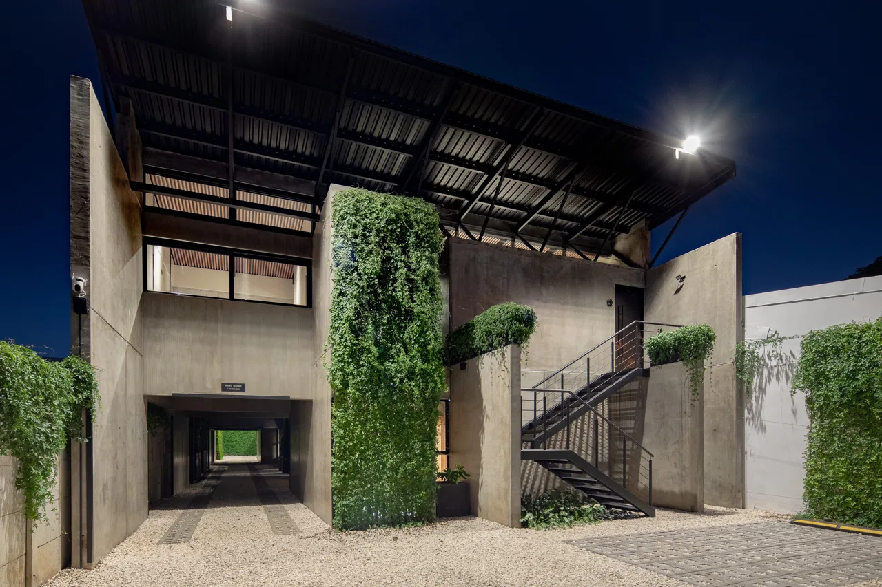 A4 - Luxury Furnished Second-Floor Apartment for Rent | Atenas, Costa Rica