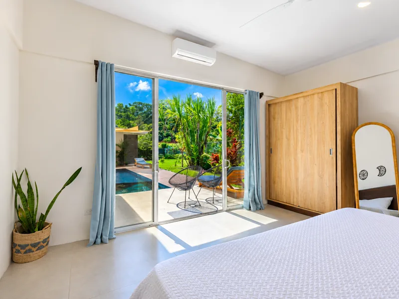 4 Bed Single Family Homes For Sale in Uvita, photo 10