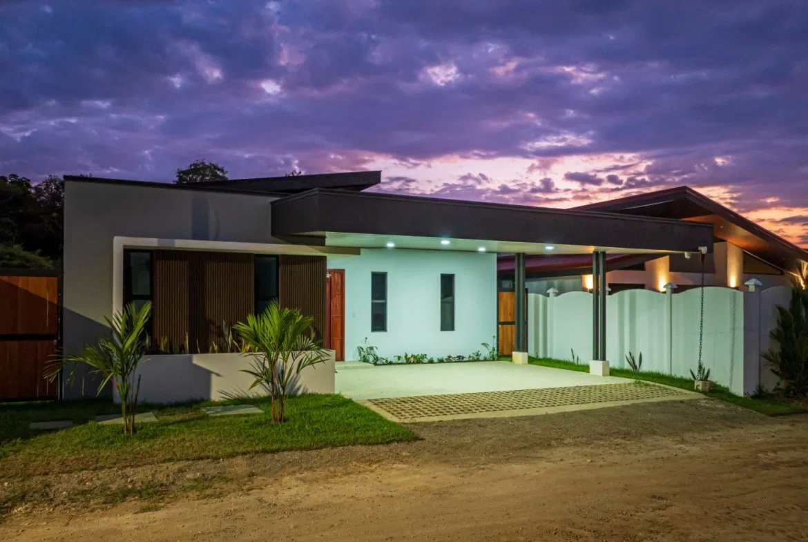 MODERN LUXURY 3-BED VILLA IN UVITA – MOVE-IN & AIRBNB READY, photo 4