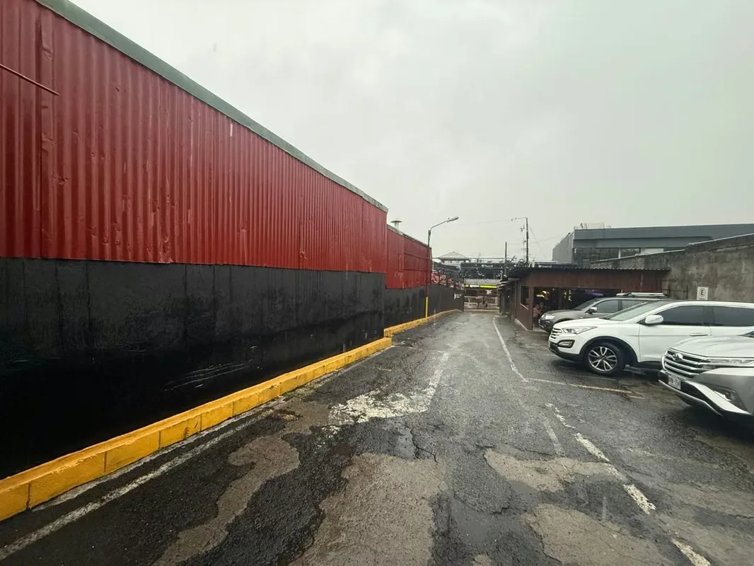 Ubicación privilegiada: avenida central Heredia a solo 110 metros al oeste de la ..., photo 2