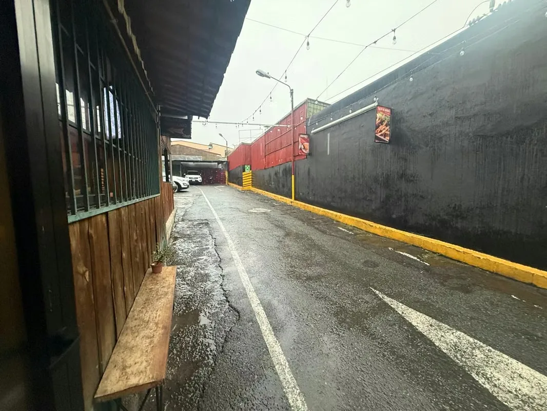 Ubicación privilegiada: avenida central Heredia a solo 110 metros al oeste de la ..., photo 10