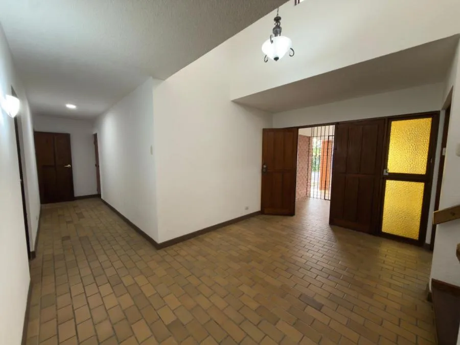 Alquiler de casa con uso mixto en San Pedro, Montes de Oca #DE013 $$3,000 USD (negociable) - Alquiler / Renta en San Pedro, photo 7
