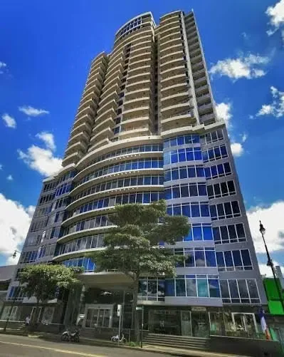 Alquiler de local ideal para oficina, consultorio médico, diversos tipos de negocios en torres paseo Colón,
