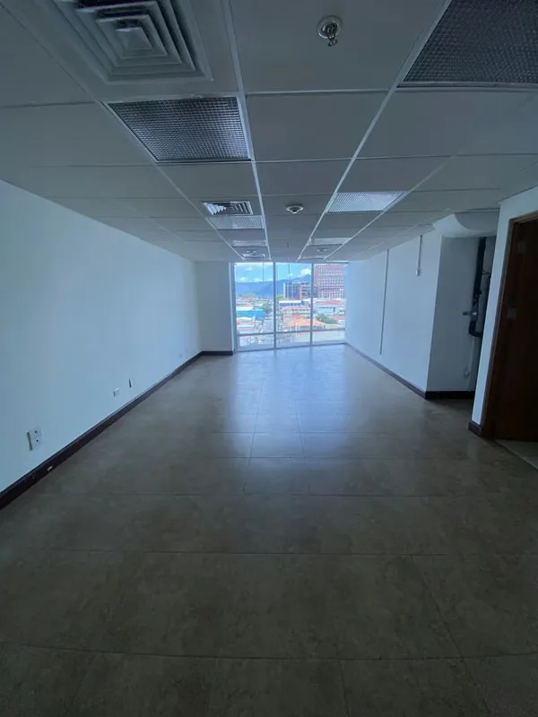 Alquiler de local ideal para oficina, consultorio médico, diversos tipos de negocios en torres paseo Colón,, photo 3
