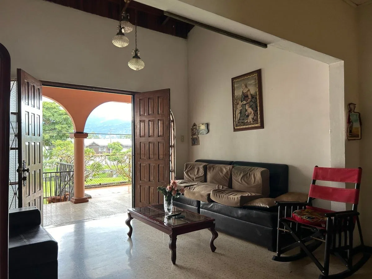 CASA EN VENTA EN ULLOA HEREDIA - Venta en Heredia