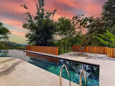 Casa de lujo con vista al mar con increíble piscina, terraza de yoga y fácil acceso., photo 7