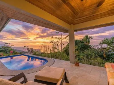 Vista ultraprivada de la cola de ballena en Costa Verde Estates, photo 4