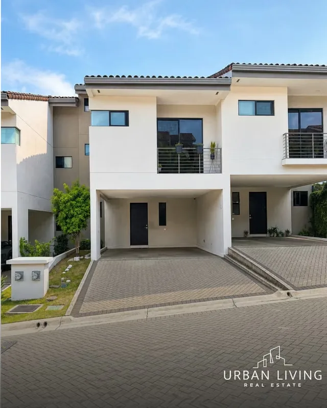 House for Sale Condominium La Estefana