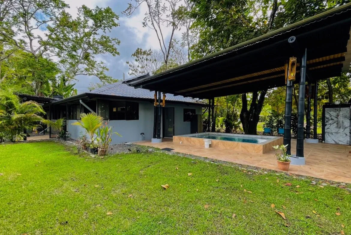 PROPERTY WITH POOL STEPS OF THE BEACH WITH ADJACENT LOT , IN BAHIA BALLENA – 0.49 ACRES, photo 2