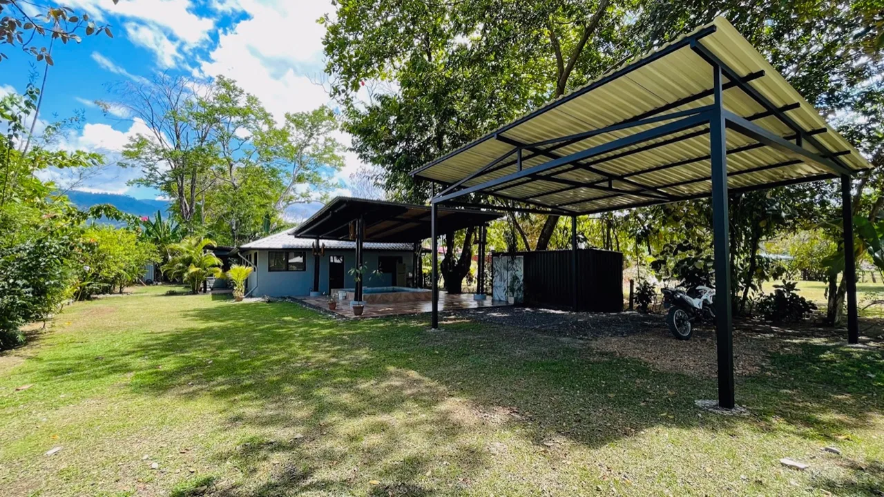 PROPERTY WITH POOL STEPS OF THE BEACH WITH ADJACENT LOT , IN BAHIA BALLENA – 0.49 ACRES, photo 3