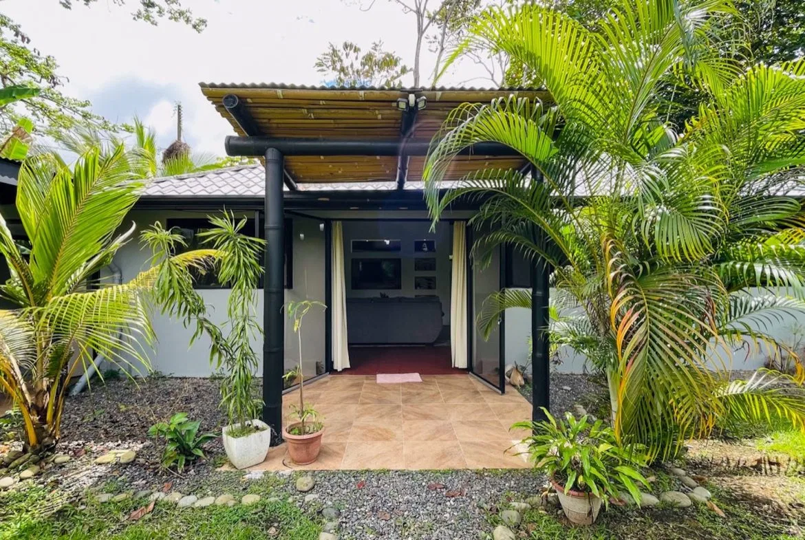PROPERTY WITH POOL STEPS OF THE BEACH WITH ADJACENT LOT , IN BAHIA BALLENA – 0.49 ACRES, photo 6