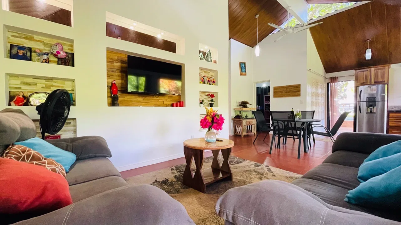 PROPERTY WITH POOL STEPS OF THE BEACH WITH ADJACENT LOT , IN BAHIA BALLENA – 0.49 ACRES, photo 9