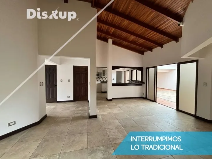 3-bedroom house for rent. Residential or commercial use. Guayabos, Curridabat.