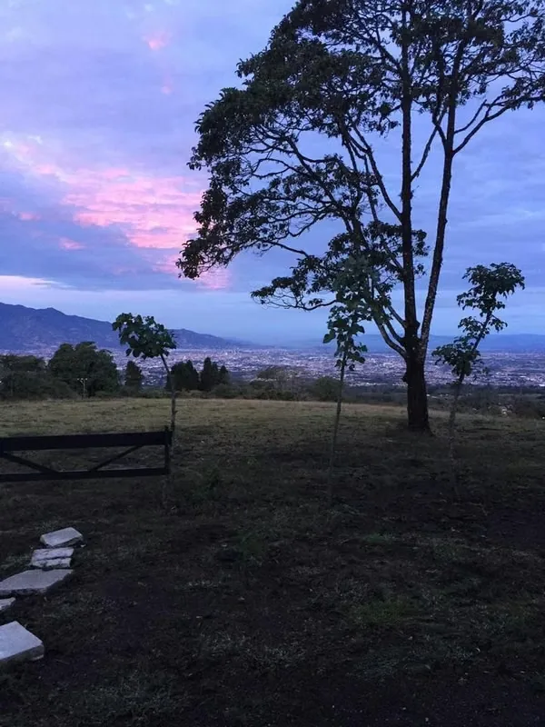 Se venden dos lindos terrenos en San Rafael de Montes de Oca, cerca del Restaurante El Pizote (a 5 minutos), en una zona rural, de baja densidad, rodeado de fincas y pocas casas., photo 4