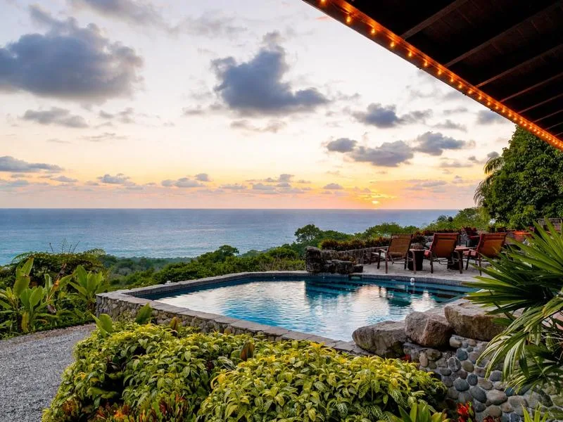 4 Bed Single Family Homes For Sale in Uvita
