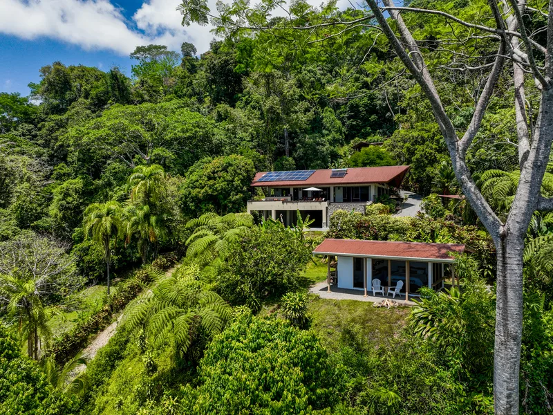 4 Bed Single Family Homes For Sale in Uvita, photo 3