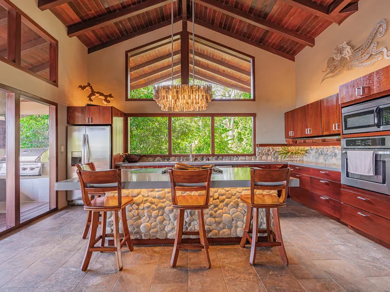 4 Bed Single Family Homes For Sale in Uvita, photo 9