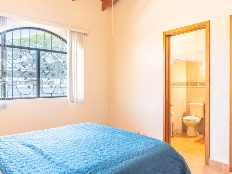 3 Bed Condo For Sale in Samara, photo 11