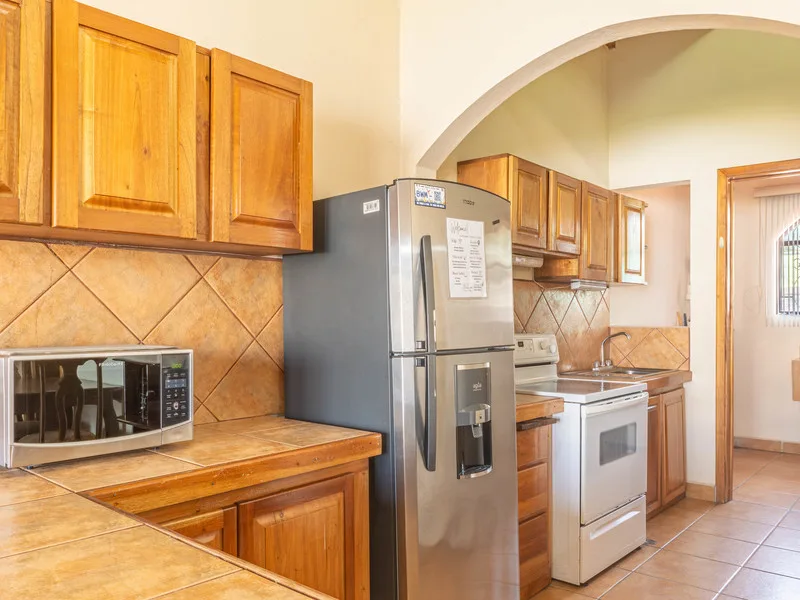 3 Bed Condo For Sale in Samara, photo 8