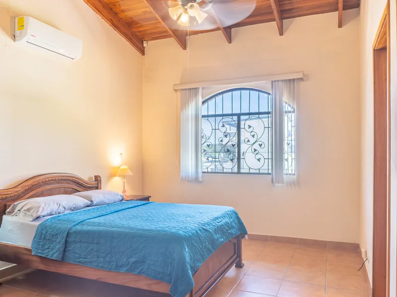 3 Bed Condo For Sale in Samara, photo 10