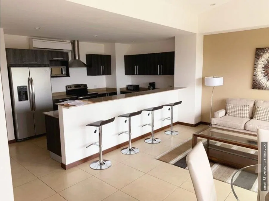 SE ALQUILA APARTAMENTO EN ESCAZÚ*