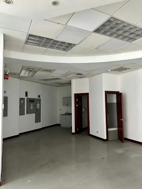 175 m² Commercial Space for Rent in a Shopping Center in Tres Ríos, photo 2