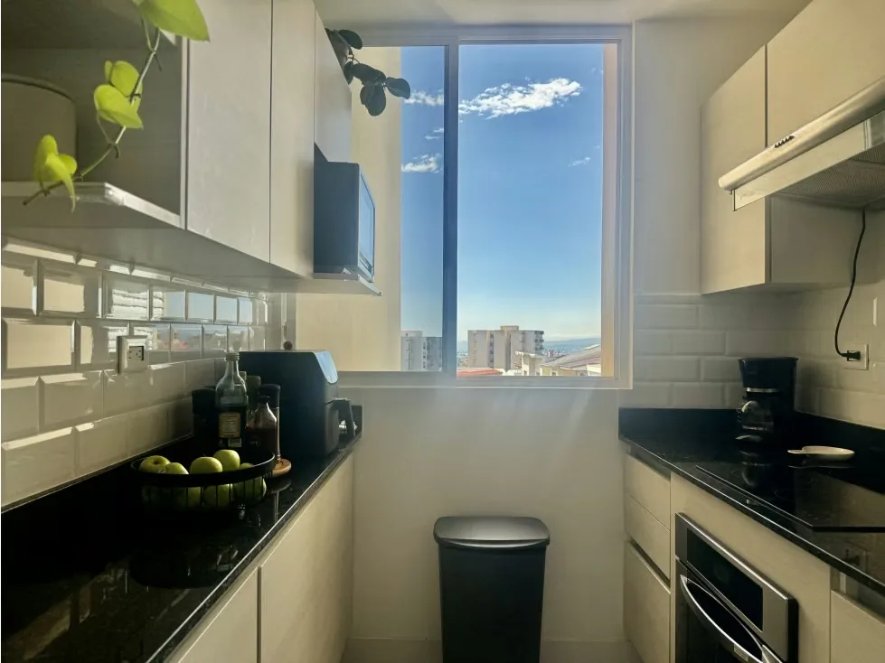 Se alquila apartamento en condominio con unico acceso de entrada y salida con caseta de seguridad 24/7, en torre de sólo 7 pisos con ascensor y que está ubicado en estratégica zona ..., photo 6