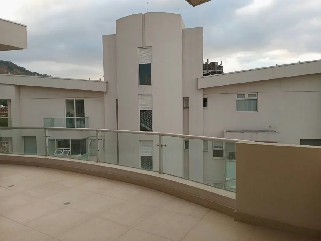 Vive en la cima del lujo y la comodidad con este impresionante penthouse de 350 m² en el piso 9, que ofrece una vista panorámica inigualable. Ideal para quienes buscan espacio, ..., photo 12