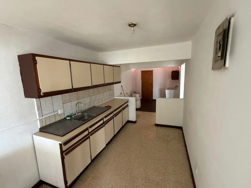 SE ALQUILA APARTAMENTO AMPLIO EN 2DA PLANTA, ROHRMOSER, PAVAS, SAN JOSÉ