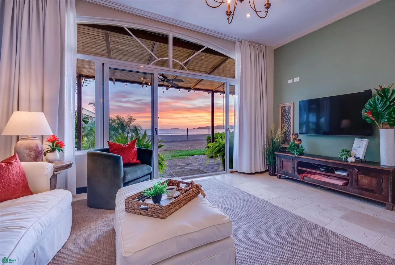 Potrero Sunset 103 Oceanfront 3 Bedroom Condo With Covered Patio Cabo Velas Guanacaste, photo 3