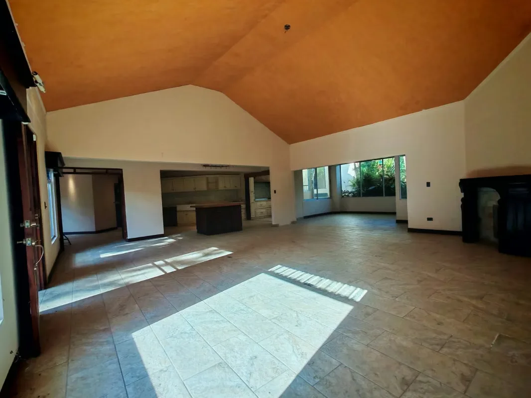 Residential House for Sale in Los Alpes de Coronado, photo 11
