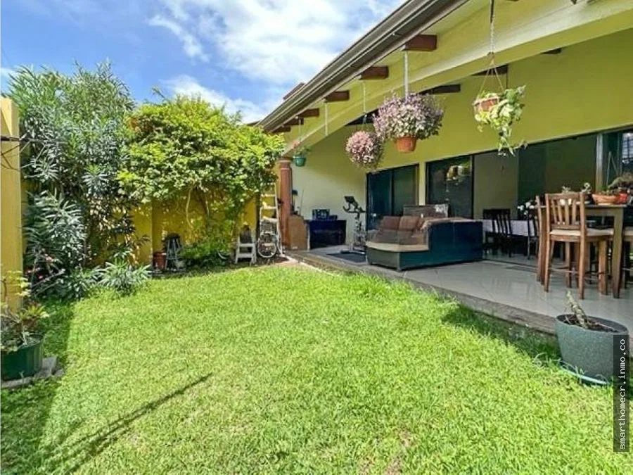 SE VENDE CASA EN CONDOMINIO EN SANTA ANA, photo 2